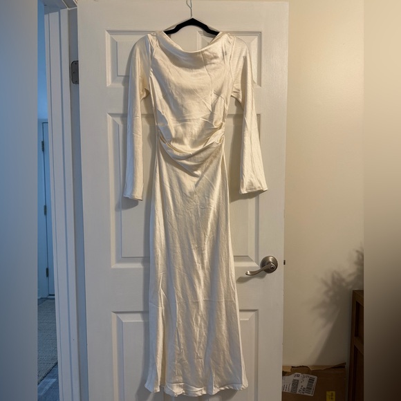 NWT One and Only Collective satin maxi dress - Oyster small - Picture 3 of 6
